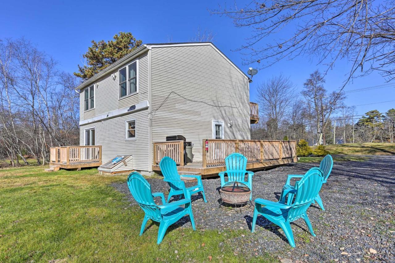 Peaceful Poconos Home With Lake And Pool Access! Long Pond Buitenkant foto
